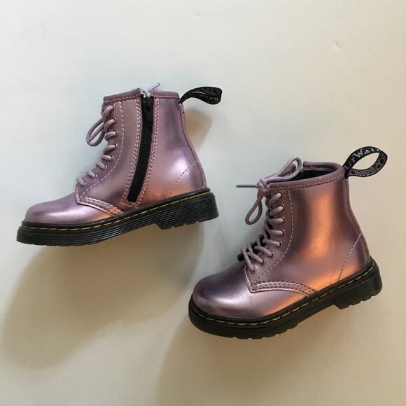 Dr. Martens metallic pink lace up boots with zipper - Picture 2 of 8